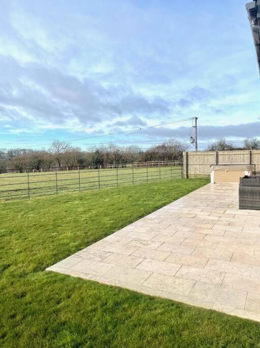 Rollestone New Forest Salisbury Bagian luar foto